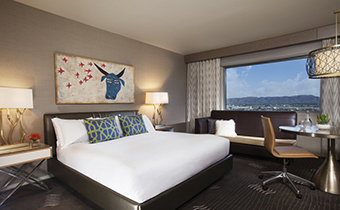 Kimpton Hotel Palomar Phoenix guestroom