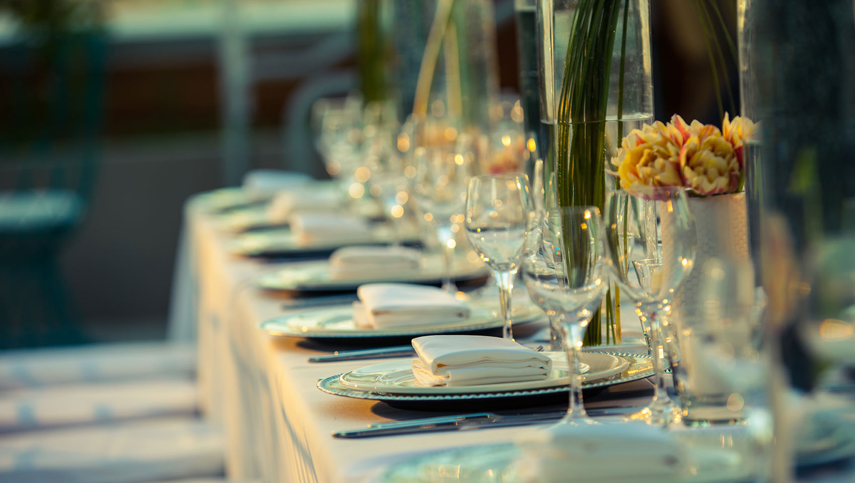 Rooftop Wedding Reception Dinner Décor